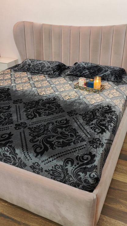 Grey Gold™ - Super Soft Velvet Bedsheet