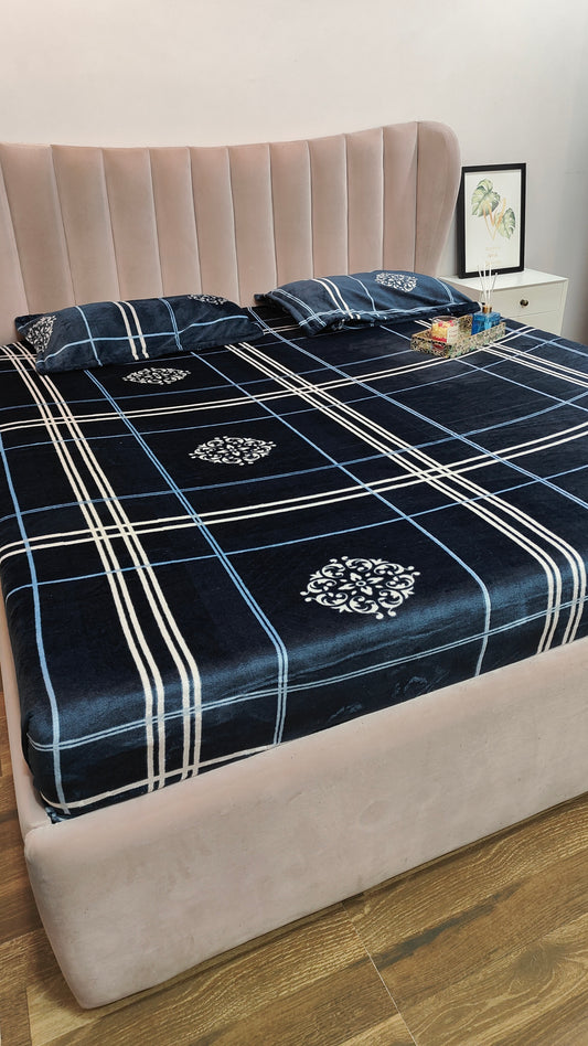 Royal Blue™ - Super Soft Velvet Bedsheet