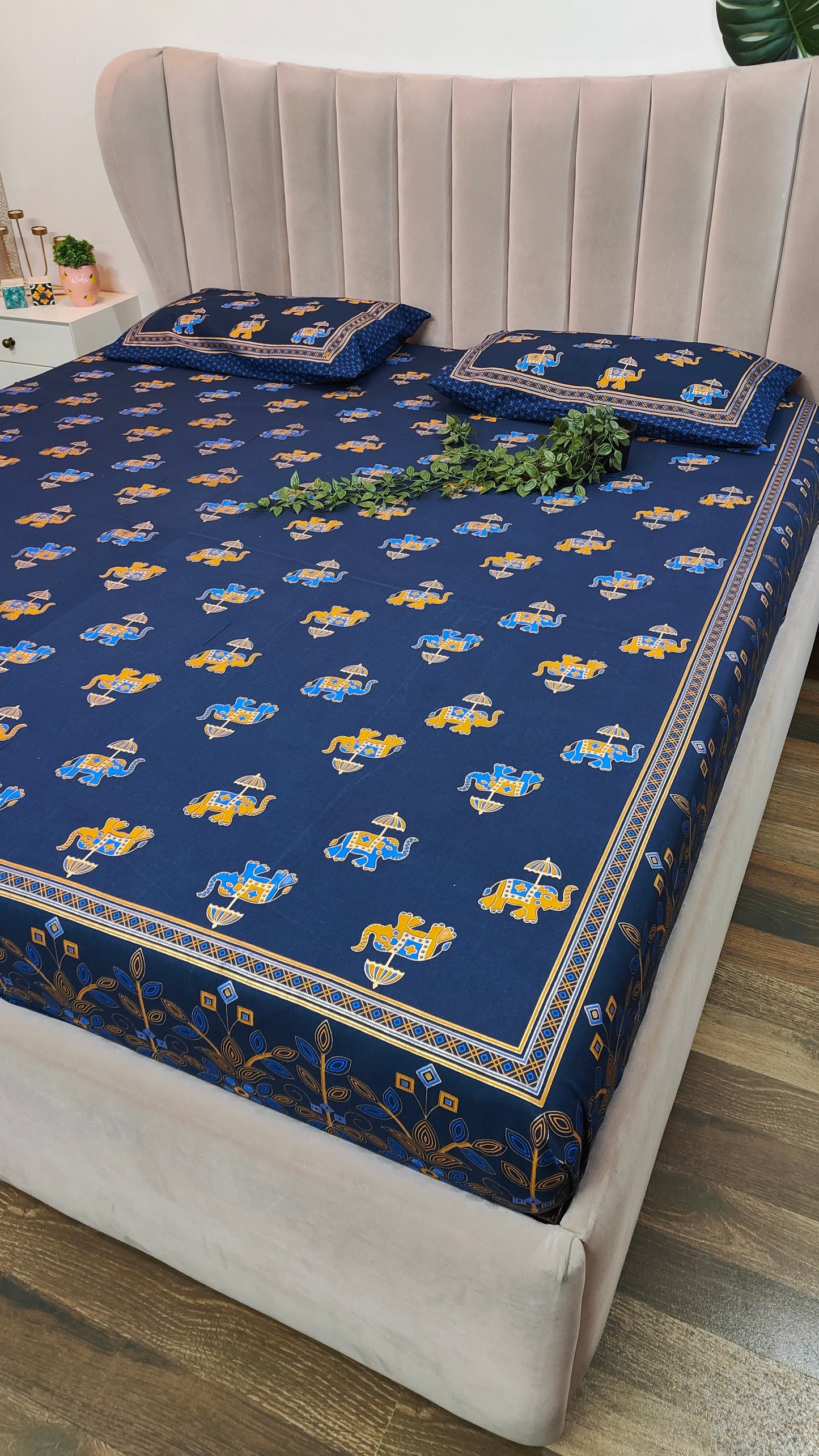 Aamer Qila™ - King Pure Cotton Bedsheet