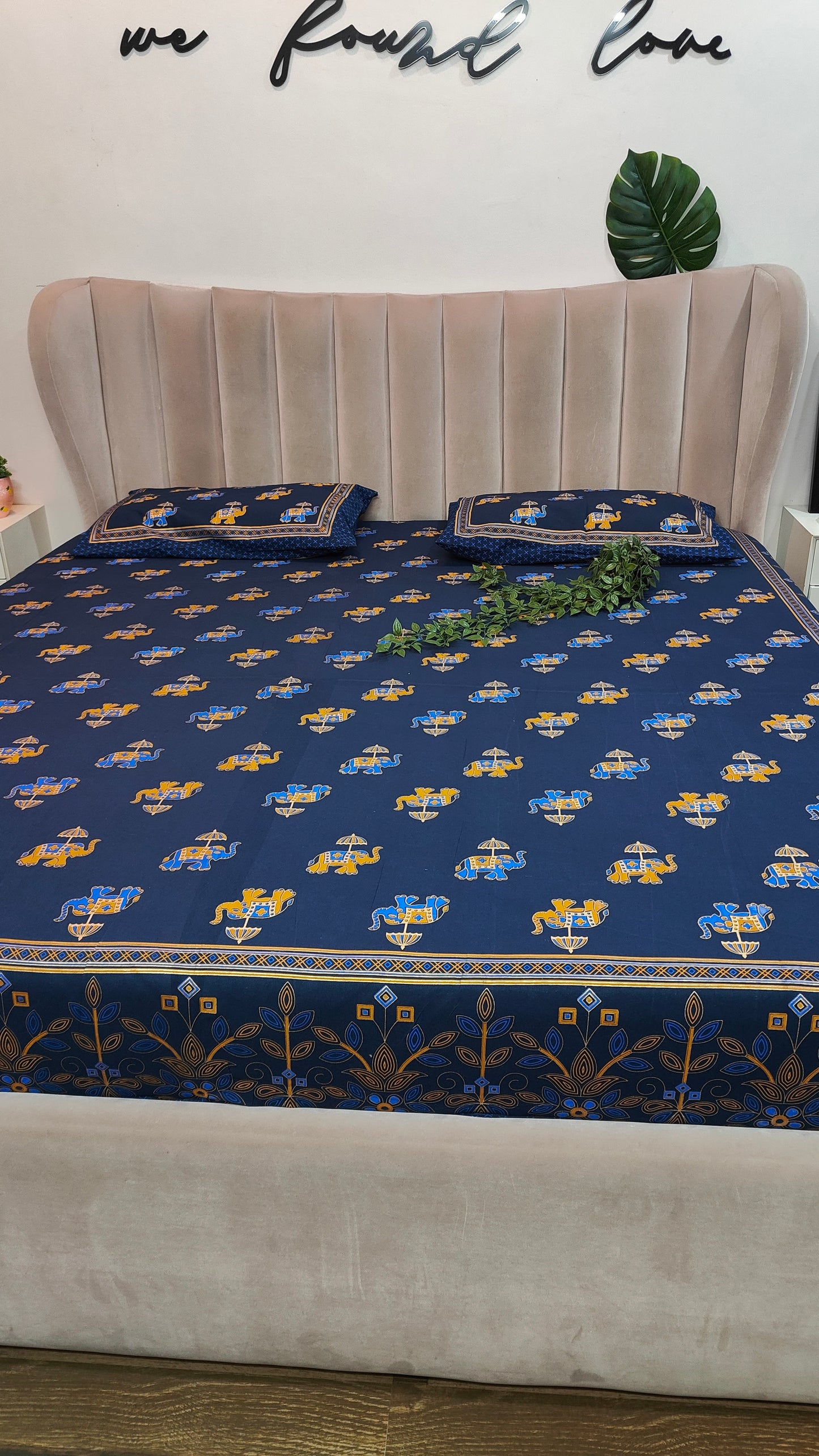 Aamer Qila™ - King Pure Cotton Bedsheet