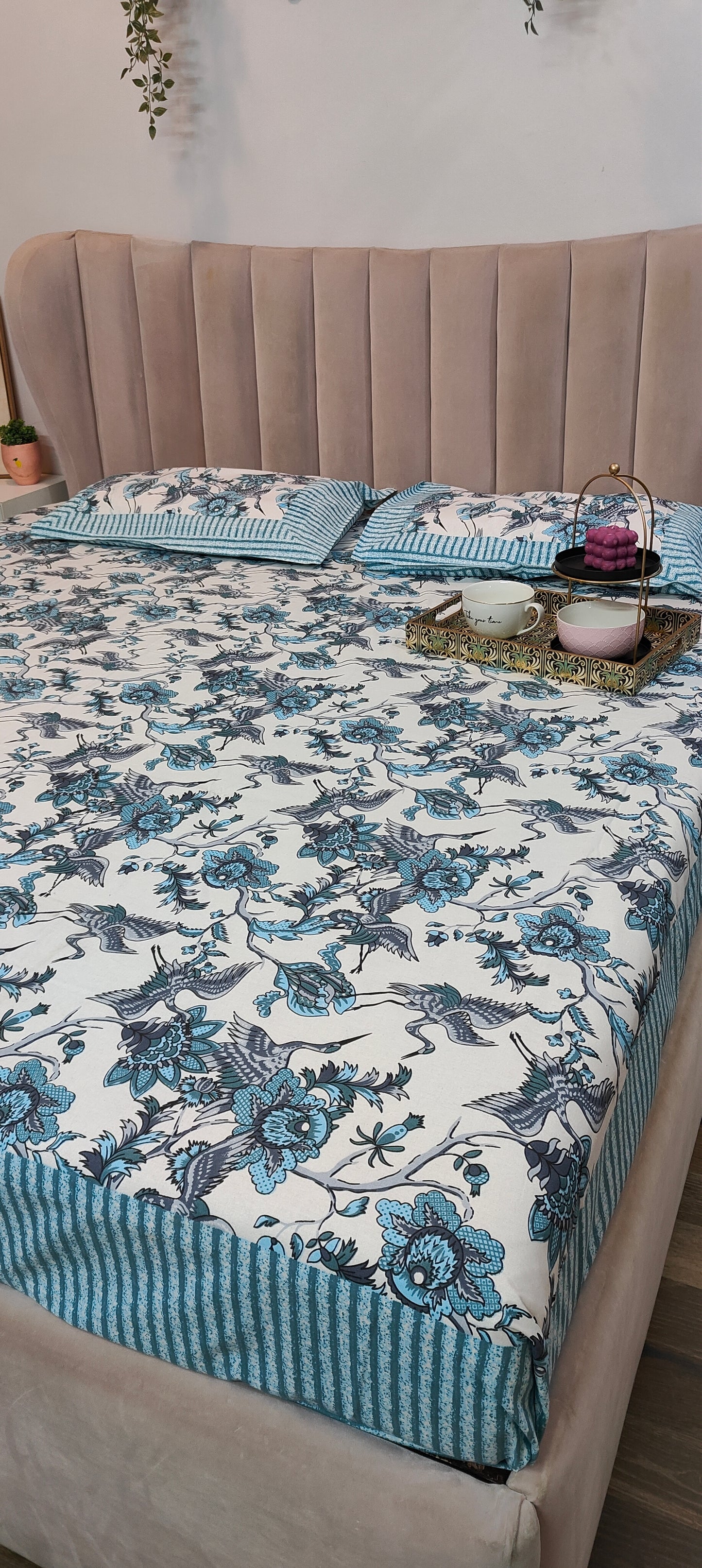 Free Bird™ - Super King Pure Cotton Bedsheet