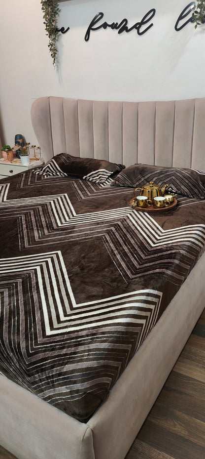 Chìc Chevrons™ - Super Soft Velvet Bedsheet