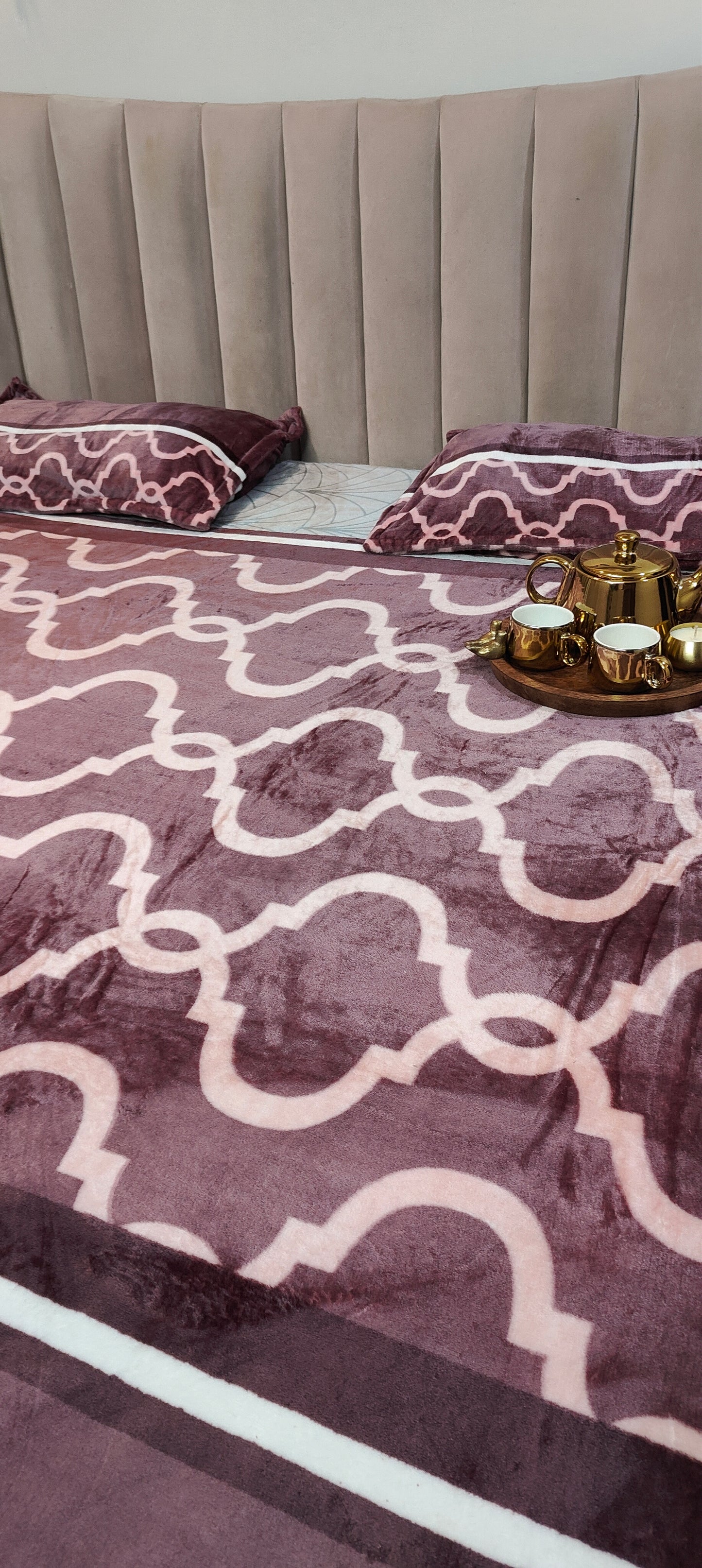 Rose Gold™ - Super Soft Velvet Bedsheet